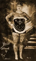 Bertie la dama tatuada, tatuada por Charles "Red" Gibbons, c.1920